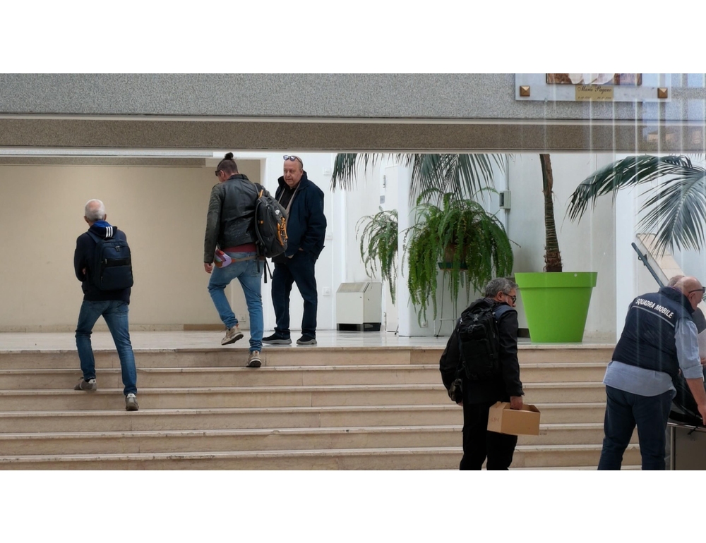 Morte avvelenate, terminata perquisizione al liceo Classico di Campobasso