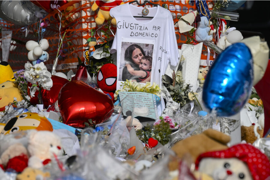 In una chat: "Oppido continua fuggire. Si era messo in ferie fino all'8 marzo"