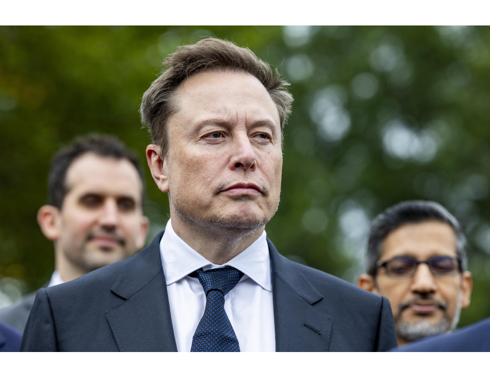 Musk lancia l’allarme, se vincono i democratici è la fine della democrazia
