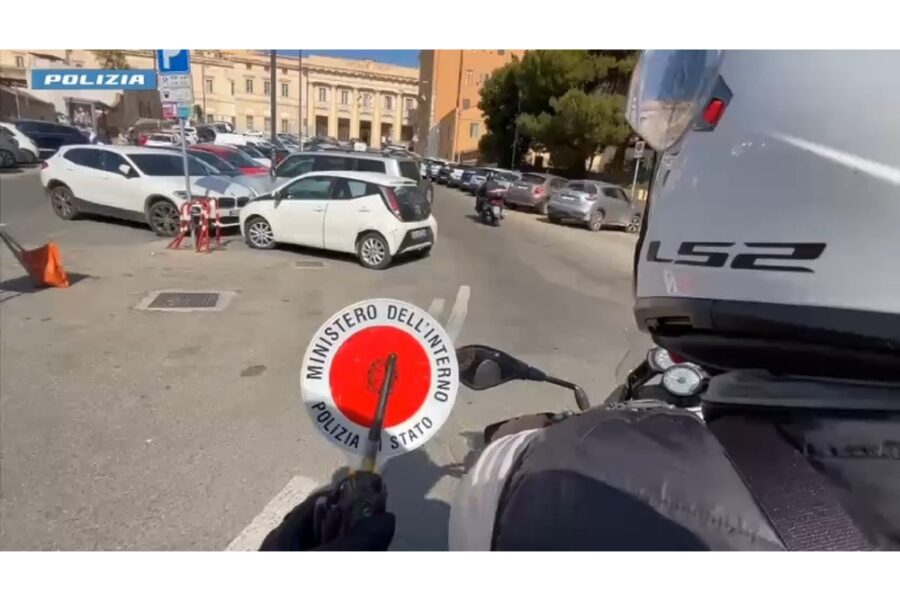 Operazione antidroga dei Falchi della polizia di Stato