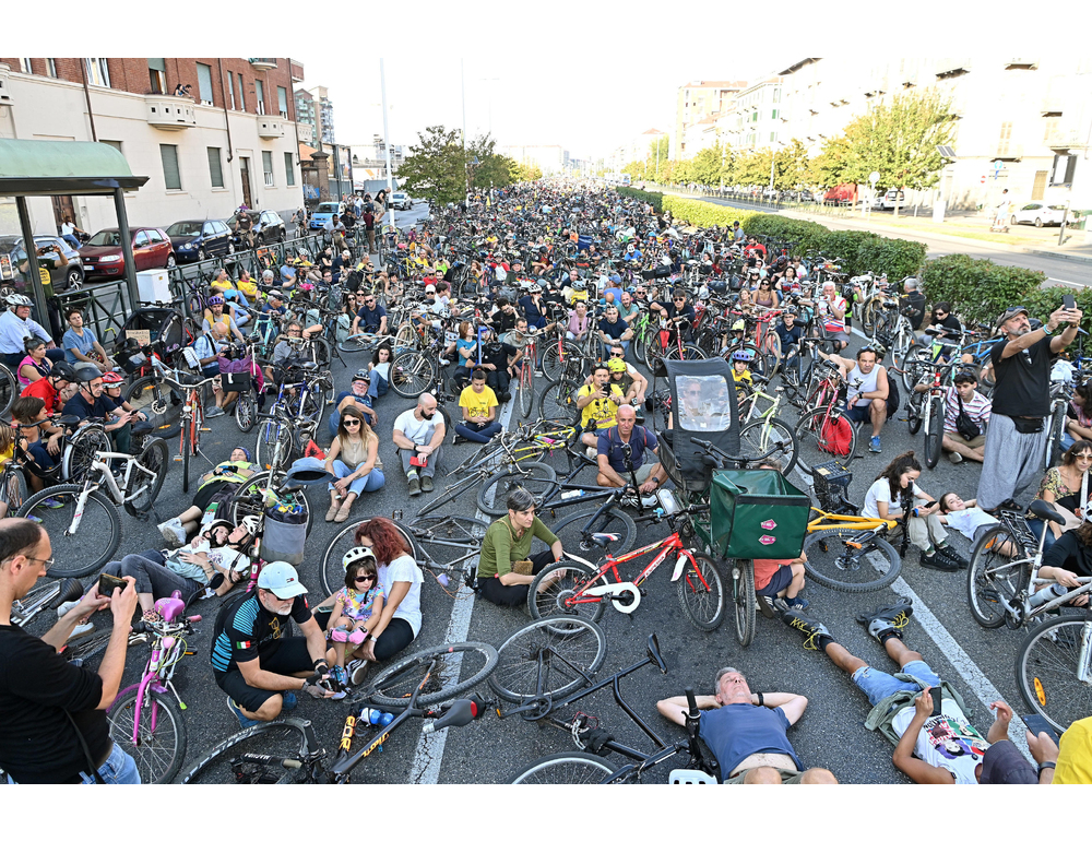 ‘Niente più morti in bicicletta’, il Bike Pride Torino dedicato a Nicolò