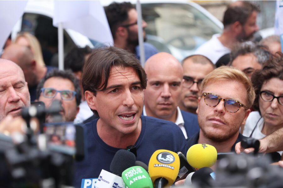 'Con la sindaca di Genova amici da anni. Non ho nulla contro Renzi'