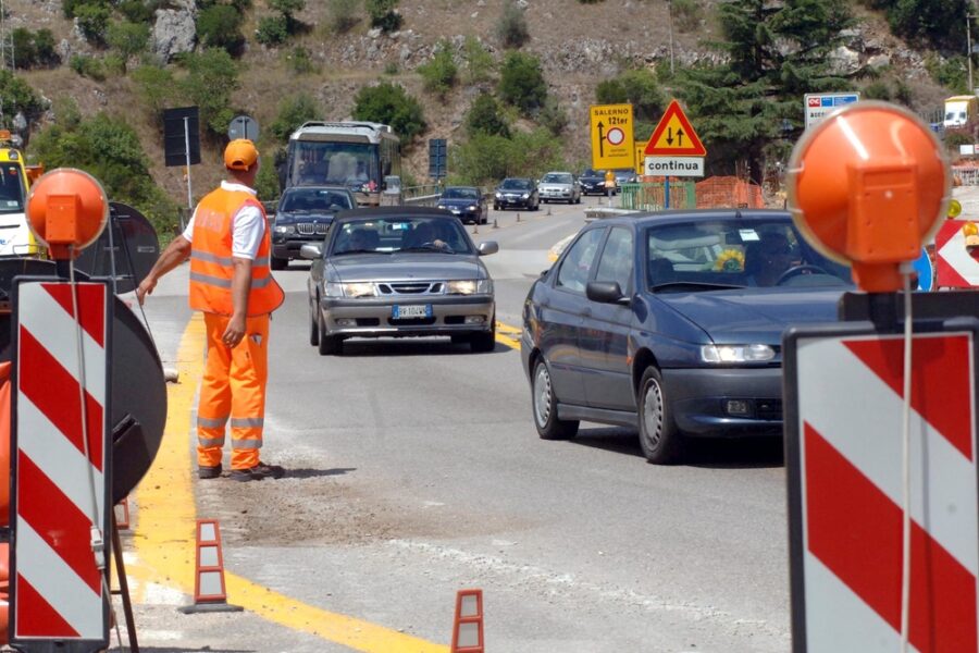 Incidente tra Grottammare e Pedaso. Il 24enne operato ma non è in prognosi riservata