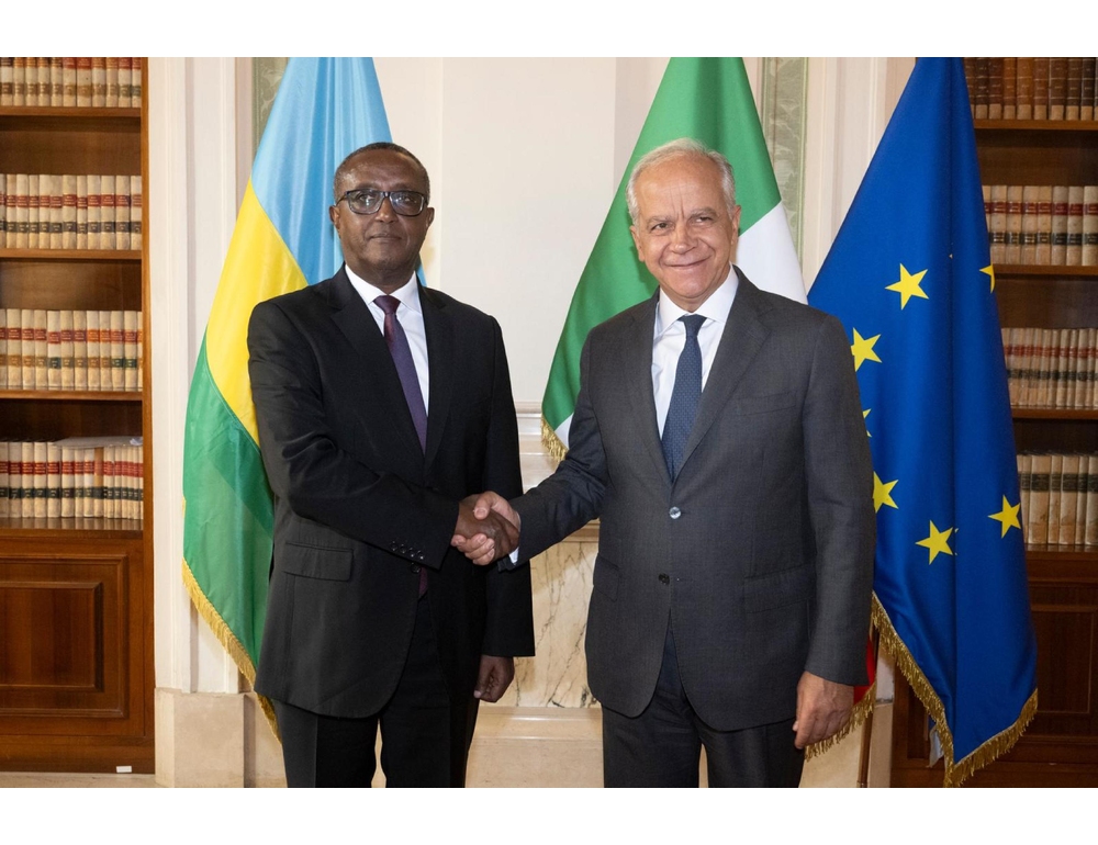 Piantedosi incontra omologo del Ruanda, focus su migranti e sicurezza