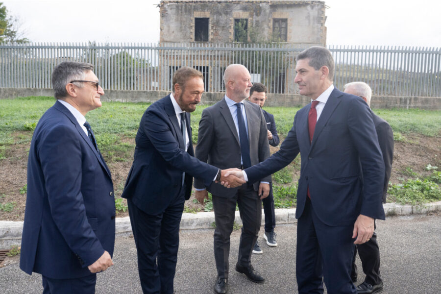 Deposta una corona presso il Centro polifunzionale della Polizia di Stato di Spinaceto