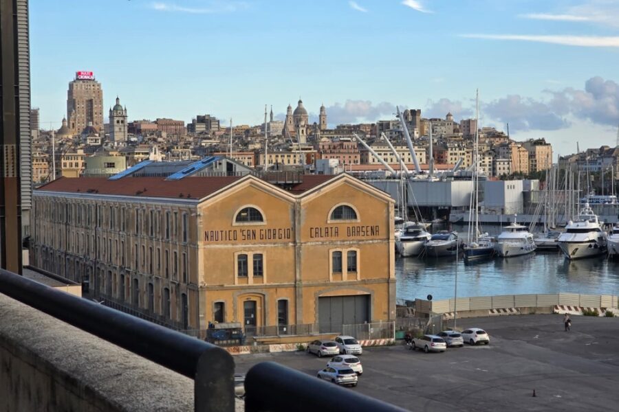 A Genova le famiglie ricevono i numeri di telefono dei presunti organizzatori