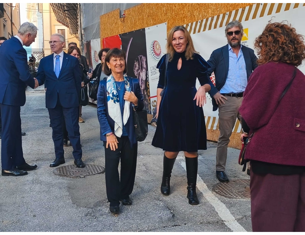 Roccella, maternità non diventi un difetto nel curriculum