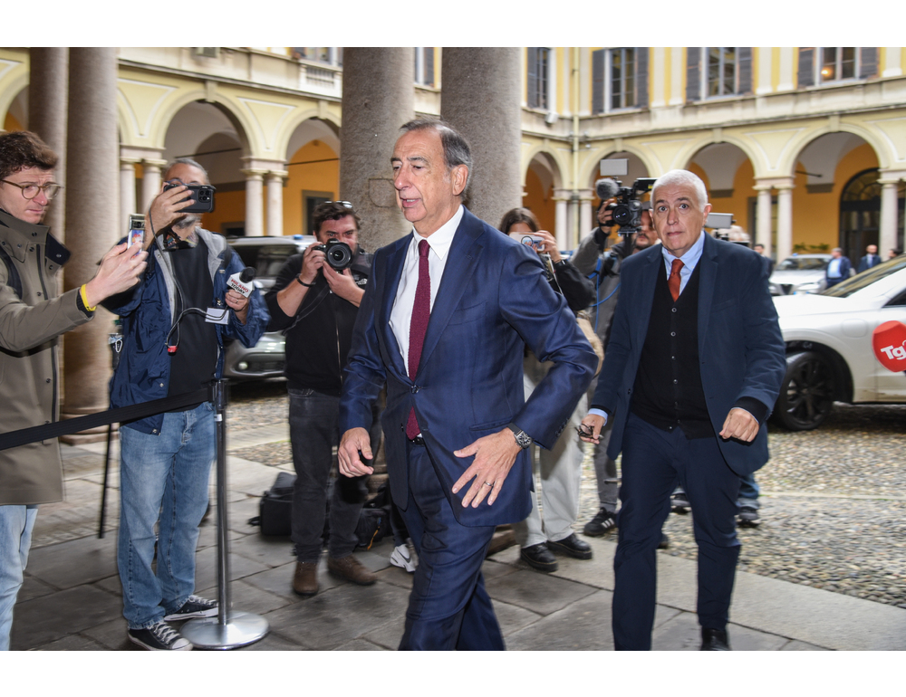 Sala ‘ora controllo e repressione, bene che arrivino i militari’