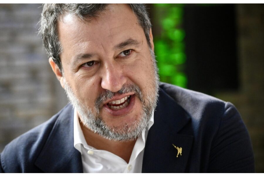 Il leader della Lega replica: 'Faccio fatica a commentare'