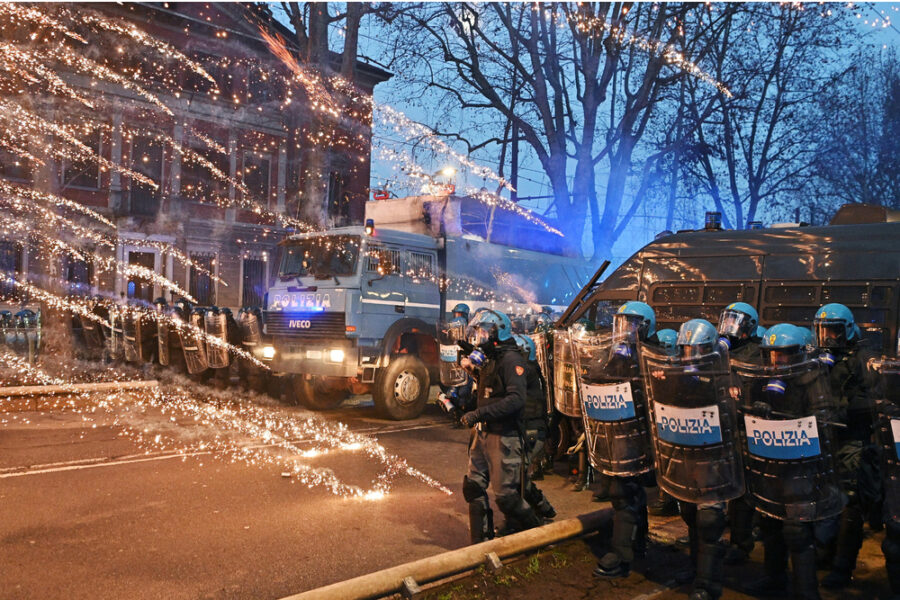 Operazione della polizia per i fatti del corteo del 31 gennaio
