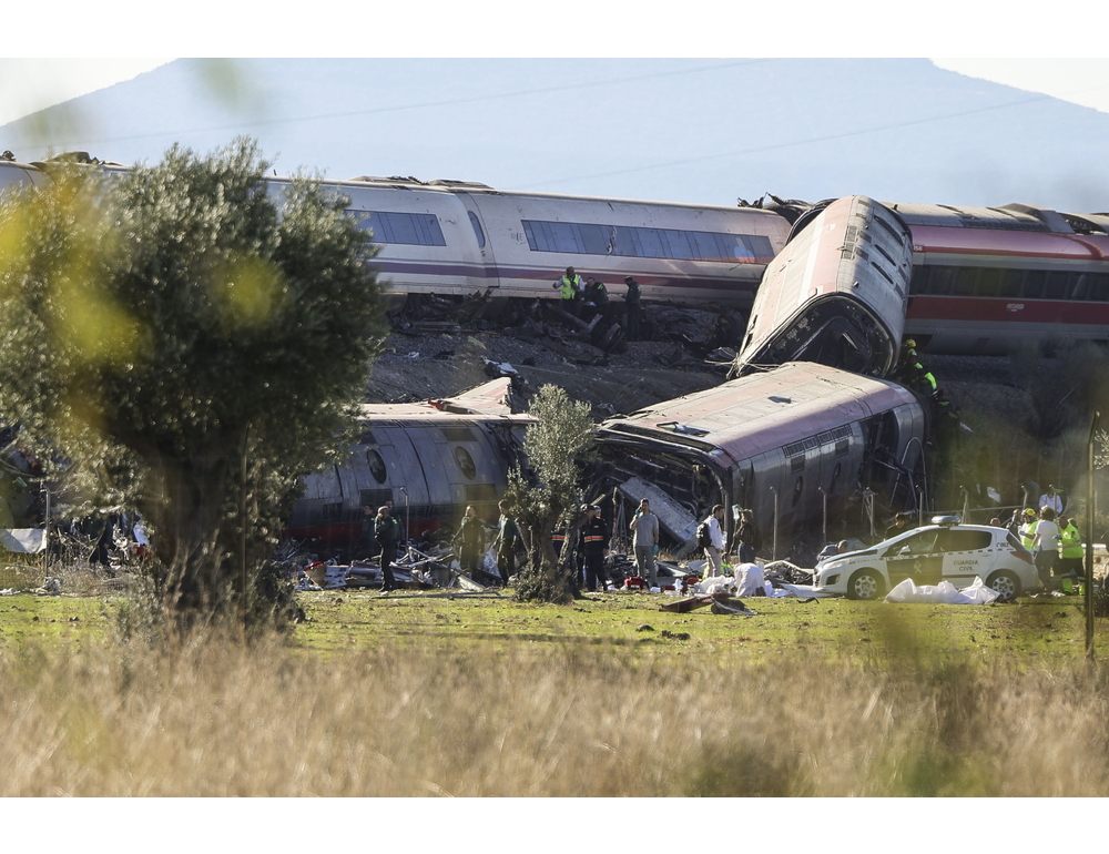 Scontro treni in Spagna, ‘audio puntano il dito su centro controllo di Atocha’