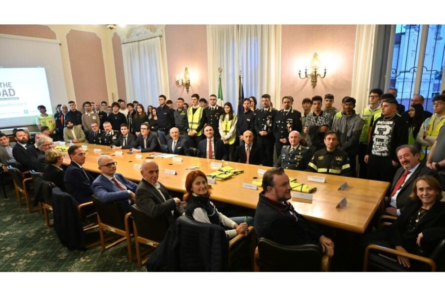 In Prefettura a Varese firmato il protocollo 'Ragazzi on the road'
