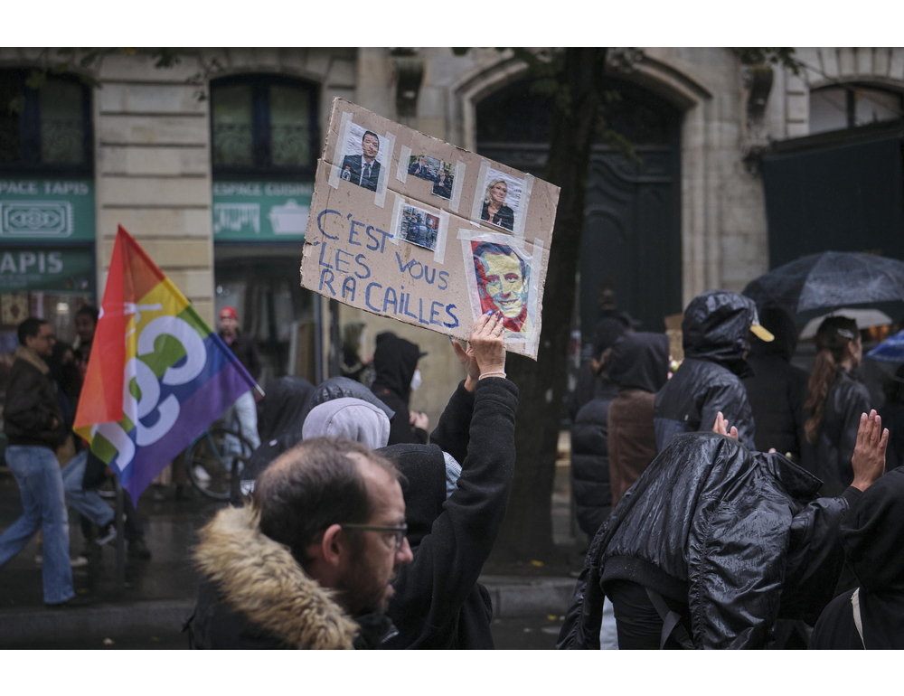 Sindacati, ‘800.000 in piazza in Francia, 250.000 a Parigi’