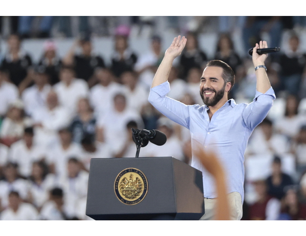 Sondaggio, il 96% dei giovani di El Salvador promuove la direzione del Paese