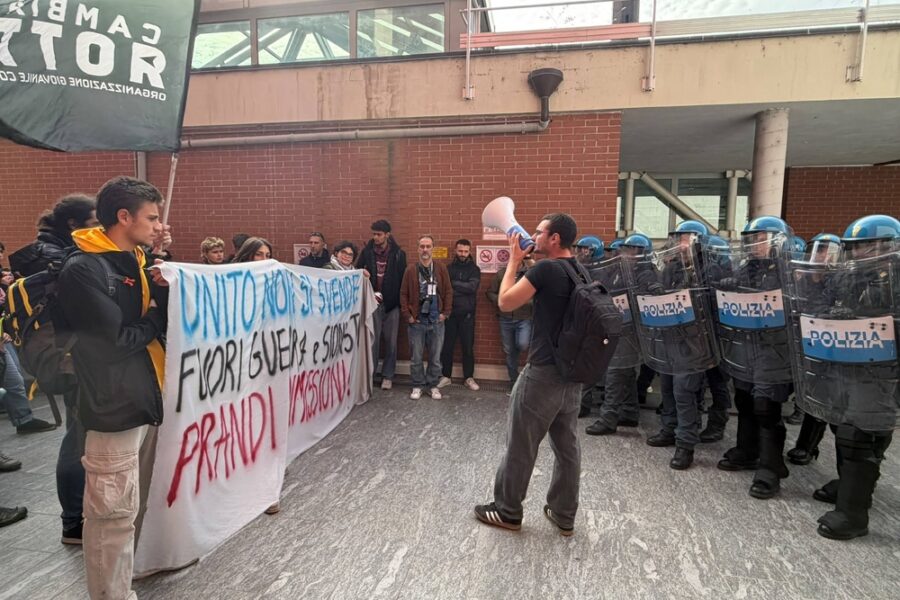 Protesta all'inaugurazione dell'anno accademico