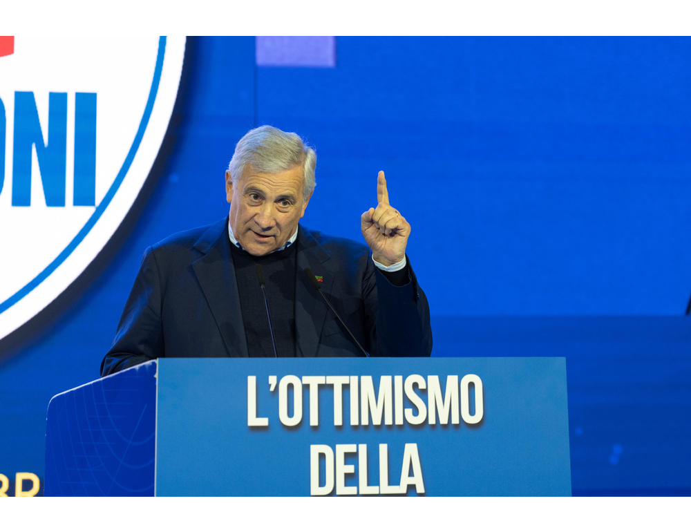 Tajani, mai parlato di primarie, FI è unito e sono garante della linea politica
