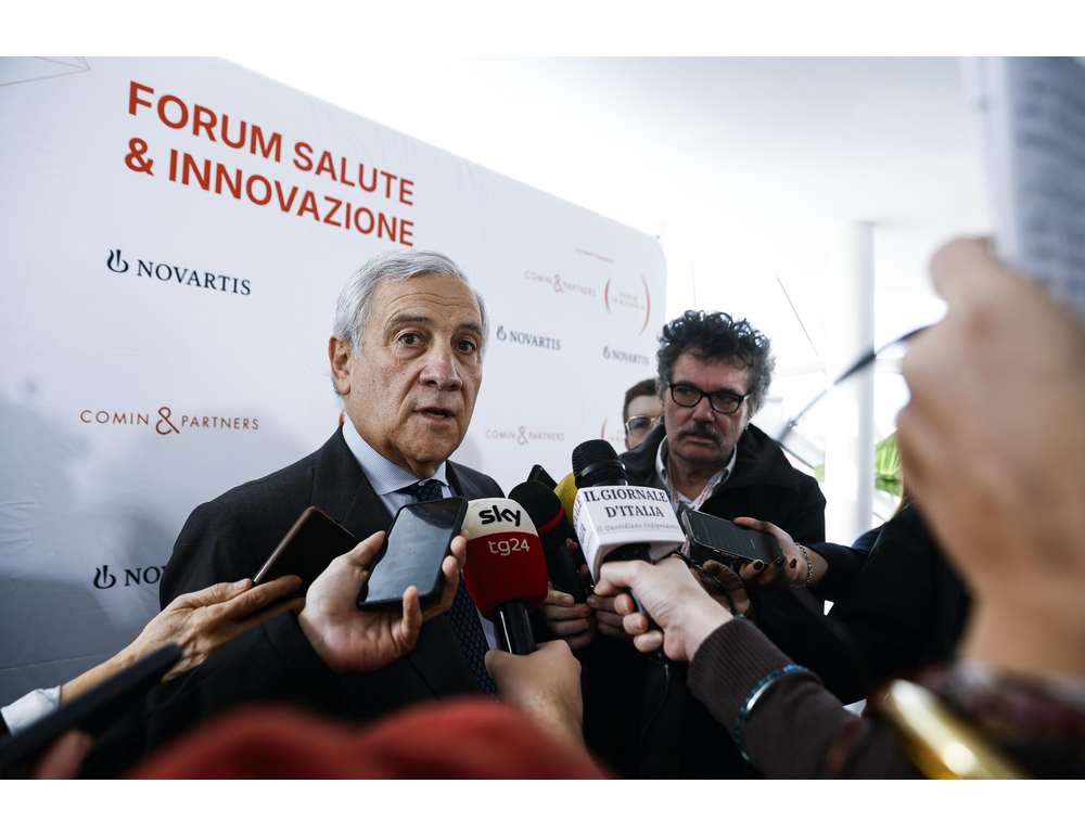 Tajani, mi auguro che chi andrà al governo in Israele lavori per la pace