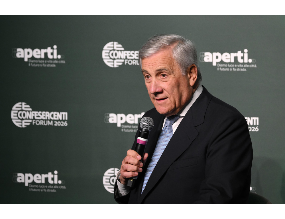 Tajani, ‘sulla sanità pensiamo a una card per le spese mediche degli anziani’