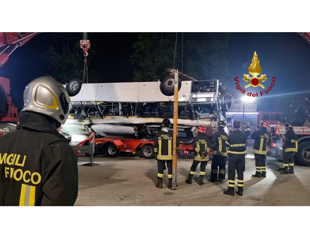 Tre anni dalla strage del bus, in settimana si decide sui patteggiamenti