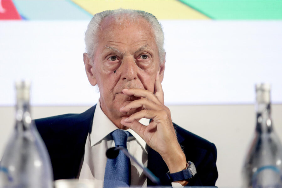 Tra i contributi di settembre al partito anche due da esponenti di Federmanager