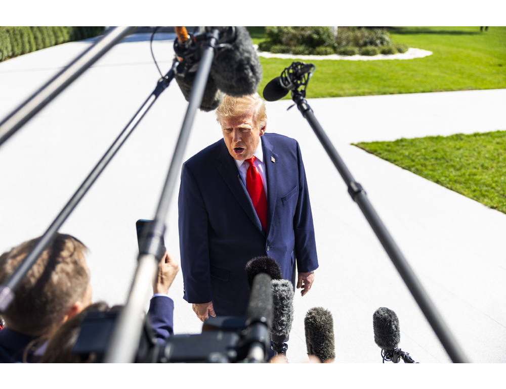 Trump, ‘potremmo chiedere all’Europa di rilasciare le riserve di diesel’