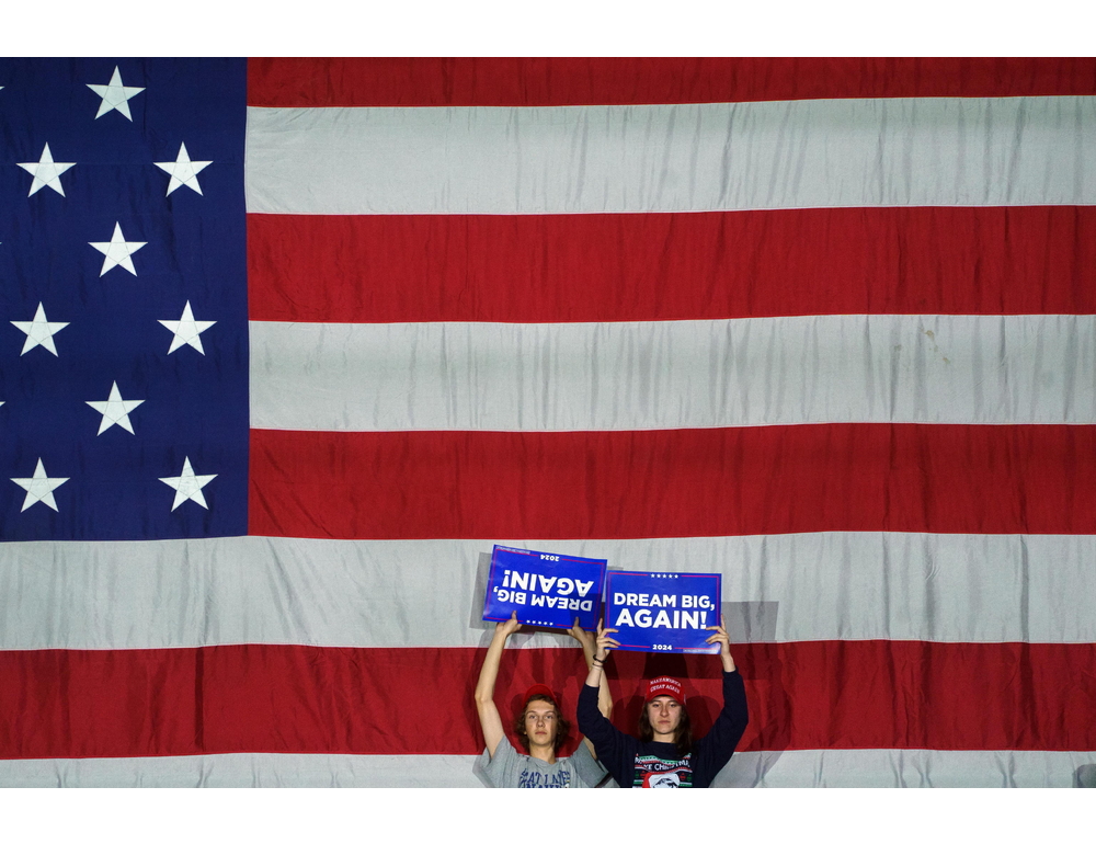 Vance e Ocasio-Cortez in Michigan, assaggio di quello che potrebbe esser il 2028