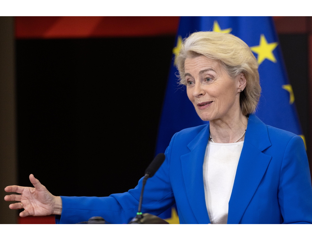 Von der Leyen, ‘bene G7, scongiurato divieto a export diesel’