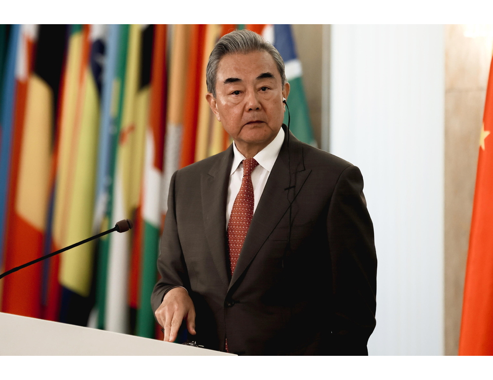 Wang Yi, ‘Ucraina e Russia siano pronte a venirsi incontro’