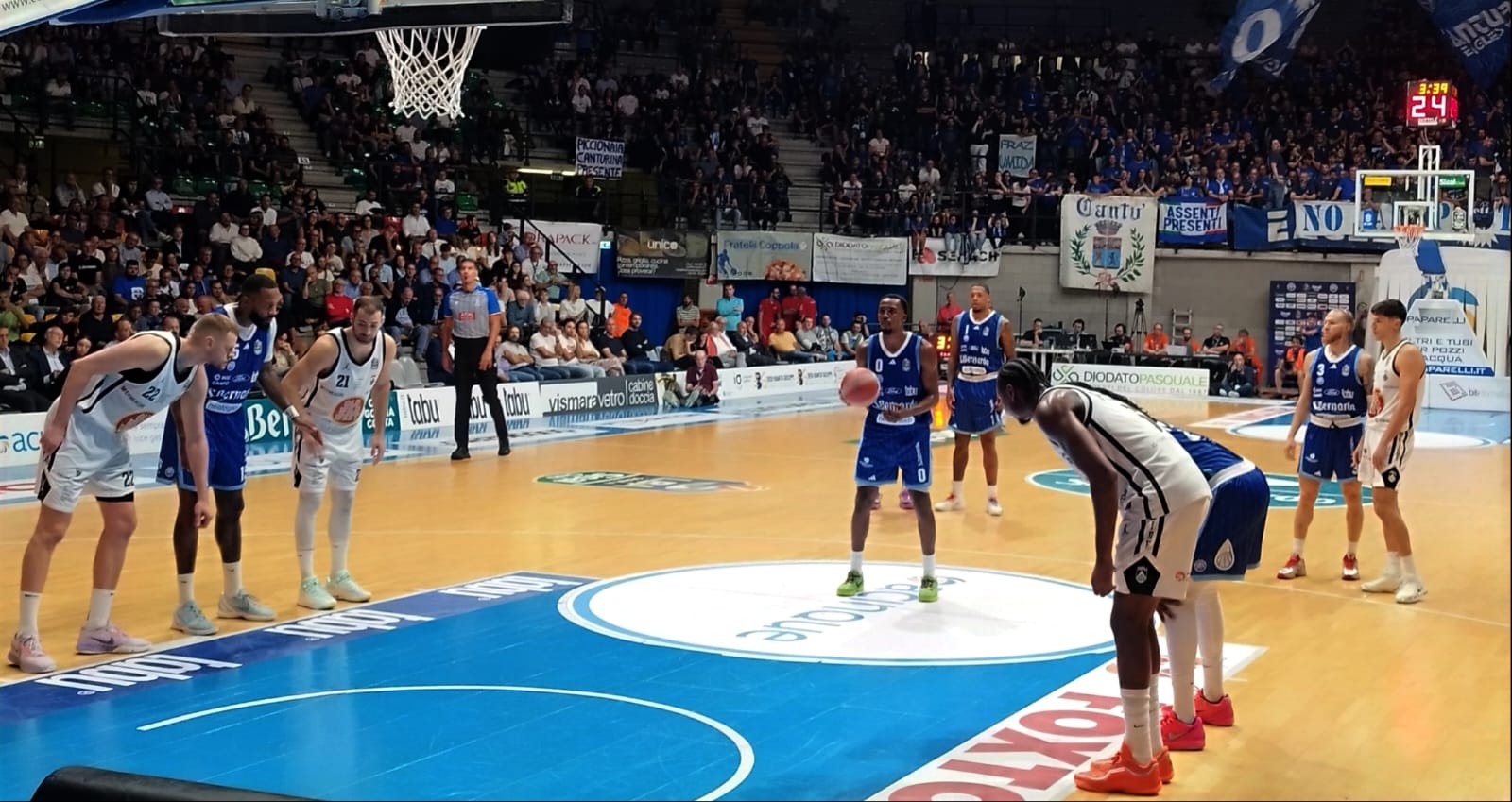 Cantù a caccia del riscatto: domenica a Desio arriva la corazzata Napoli di Repesa