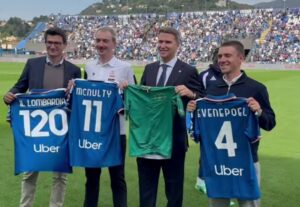 Il Lombardia al Sinigaglia: Evenepoel e McNulty in tribuna per Como-Roma