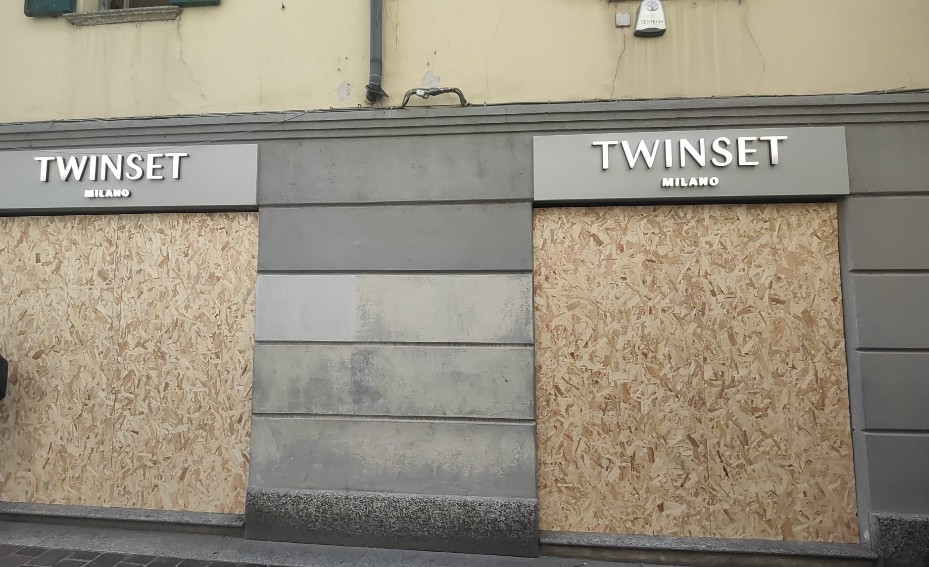 possibili proteste twinset barricato